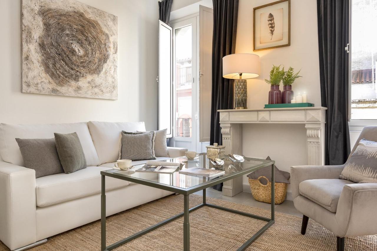 Genteel Home Galera Séville Extérieur photo